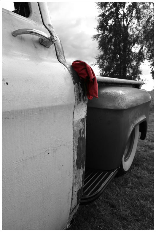 Name:  IMG_1775blackwhiteandred.jpg
Views: 12
Size:  91.0 KB