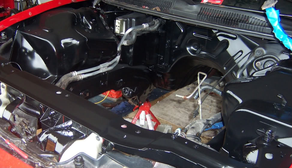 Name:  Paintedenginebay-1.jpg
Views: 25
Size:  114.9 KB