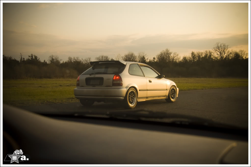 Name: aphimsipasou_tires23trackdayMAY_-11.jpg
Views: 18
Size: 67.8 KB