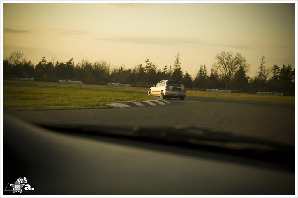 Name: aphimsipasou_tires23trackdayMAY_-10.jpg
Views: 17
Size: 67.6 KB